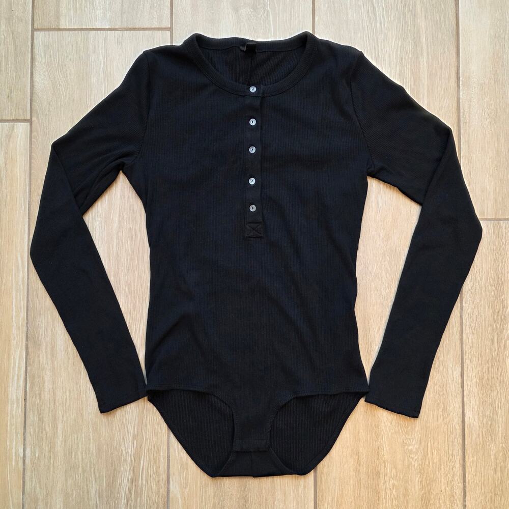 J.Crew Bodysuit Womens M Black Ribbed Long Sleeve Henley Snap Stretch Top